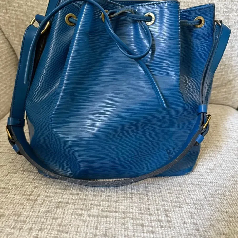 Louis Vuitton Epi Petit Noe